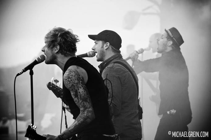 Donots Tour