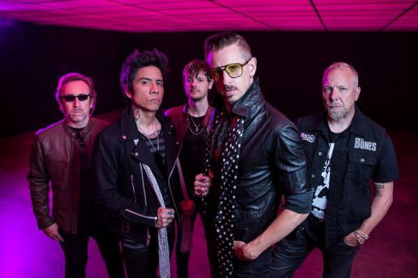 Band LineUp