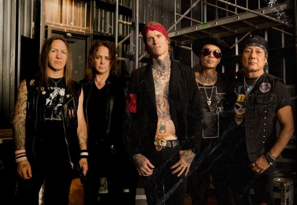 Band LineUp