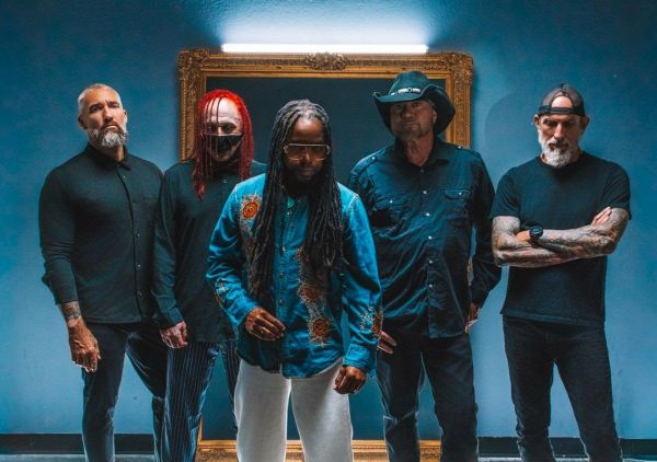 Band LineUp