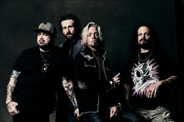 Band LineUp