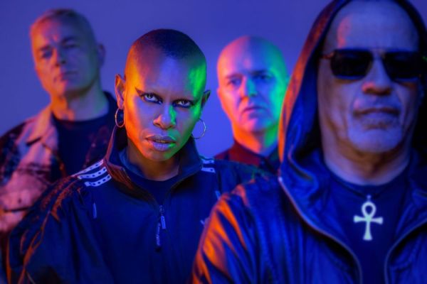 Band LineUp